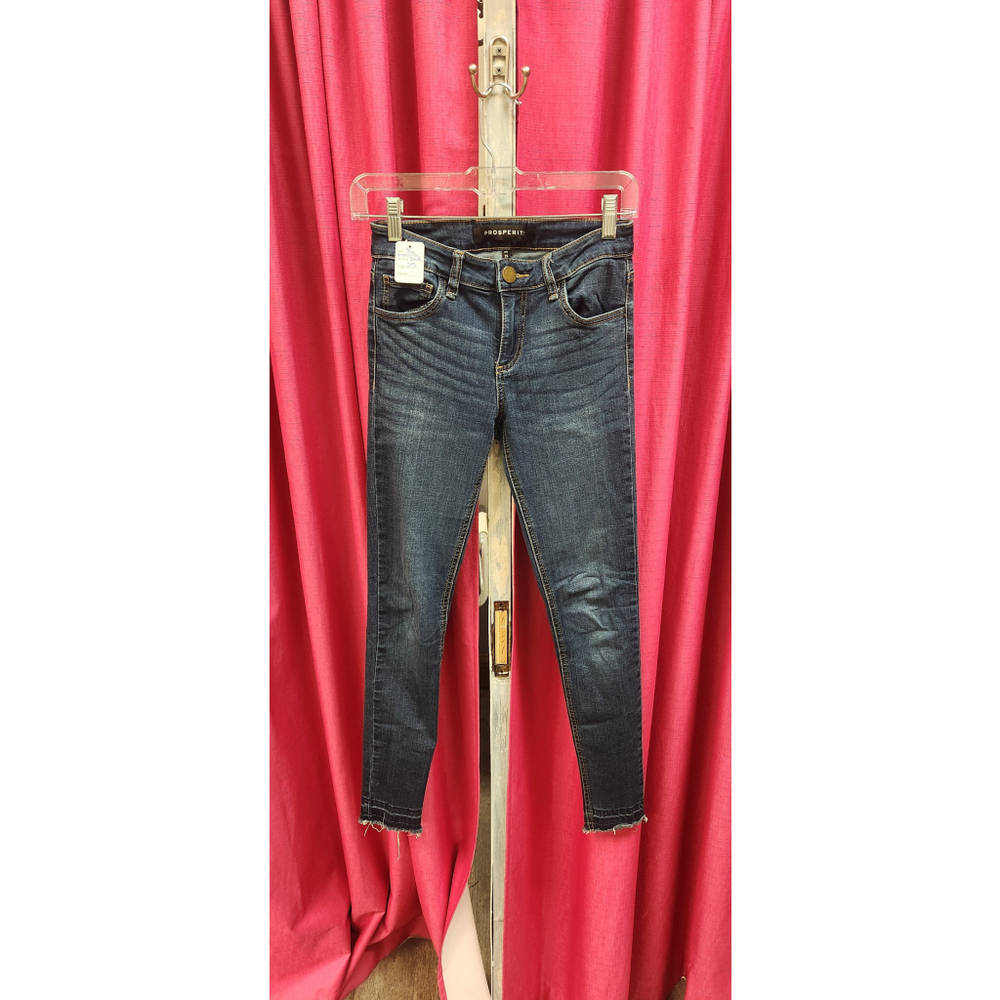 Prosperity Women’s Size 25 Dark Wash Skinny Stretch Jeans RS 86